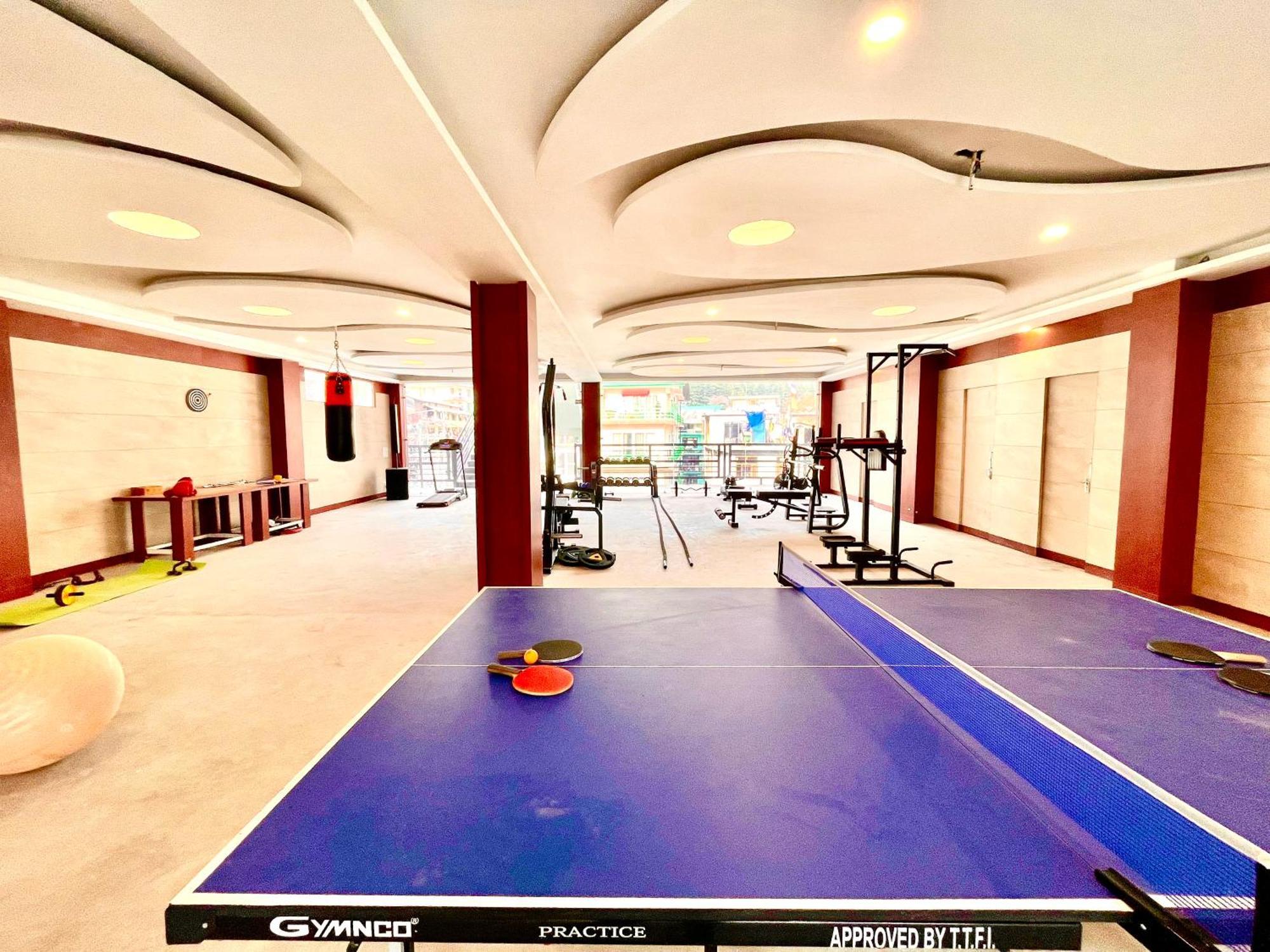 Vista Resort, Manali - ! Near Mall Road !! Hot & Cold Ac Rooms !! Best Selling !! Big Parking !! Luxury Collection !! Open Terrace !! Lift !! Playing Zone !! Property Of The Year ! Exterior photo