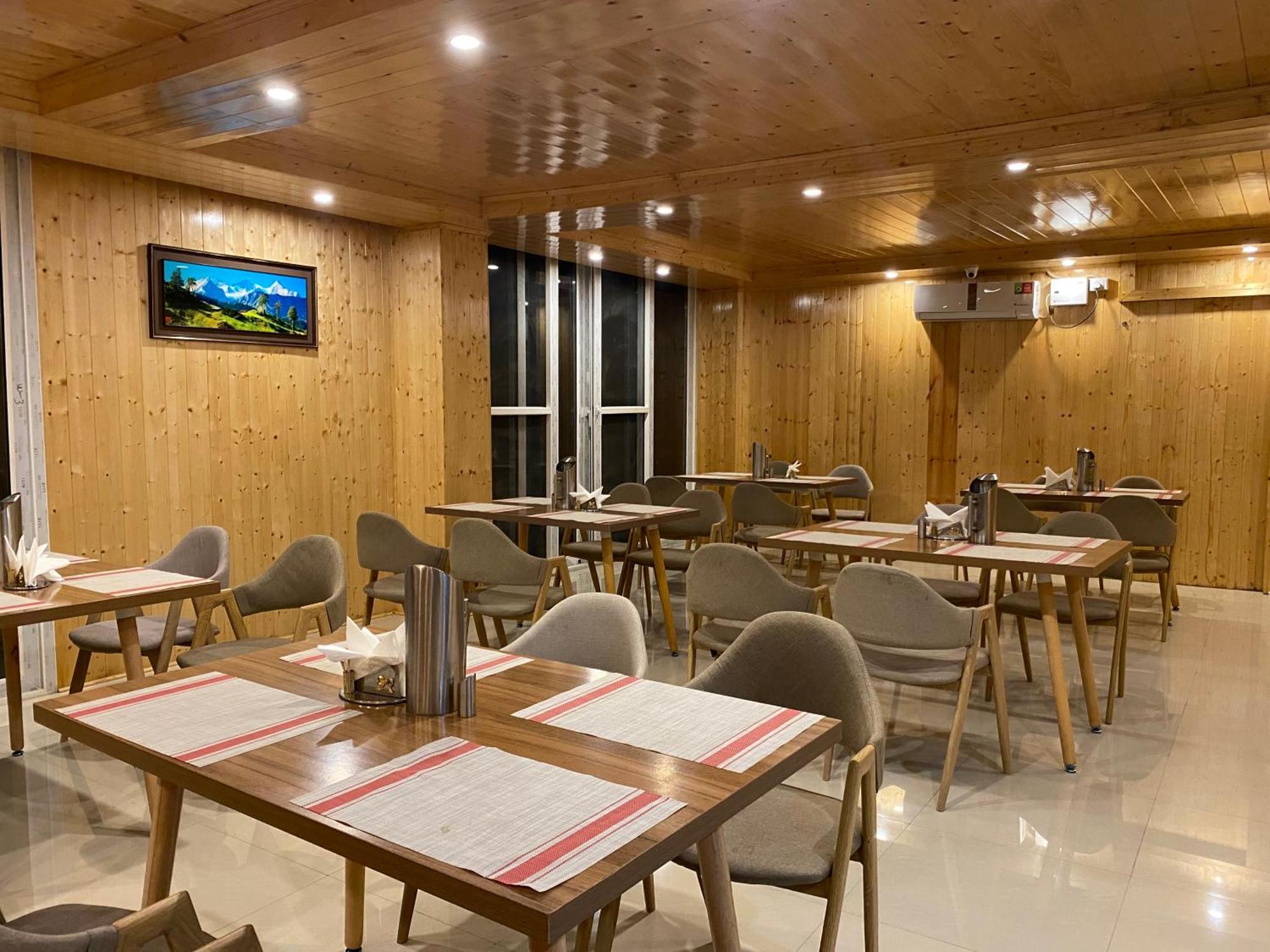 Vista Resort, Manali - ! Near Mall Road !! Hot & Cold Ac Rooms !! Best Selling !! Big Parking !! Luxury Collection !! Open Terrace !! Lift !! Playing Zone !! Property Of The Year ! Exterior photo