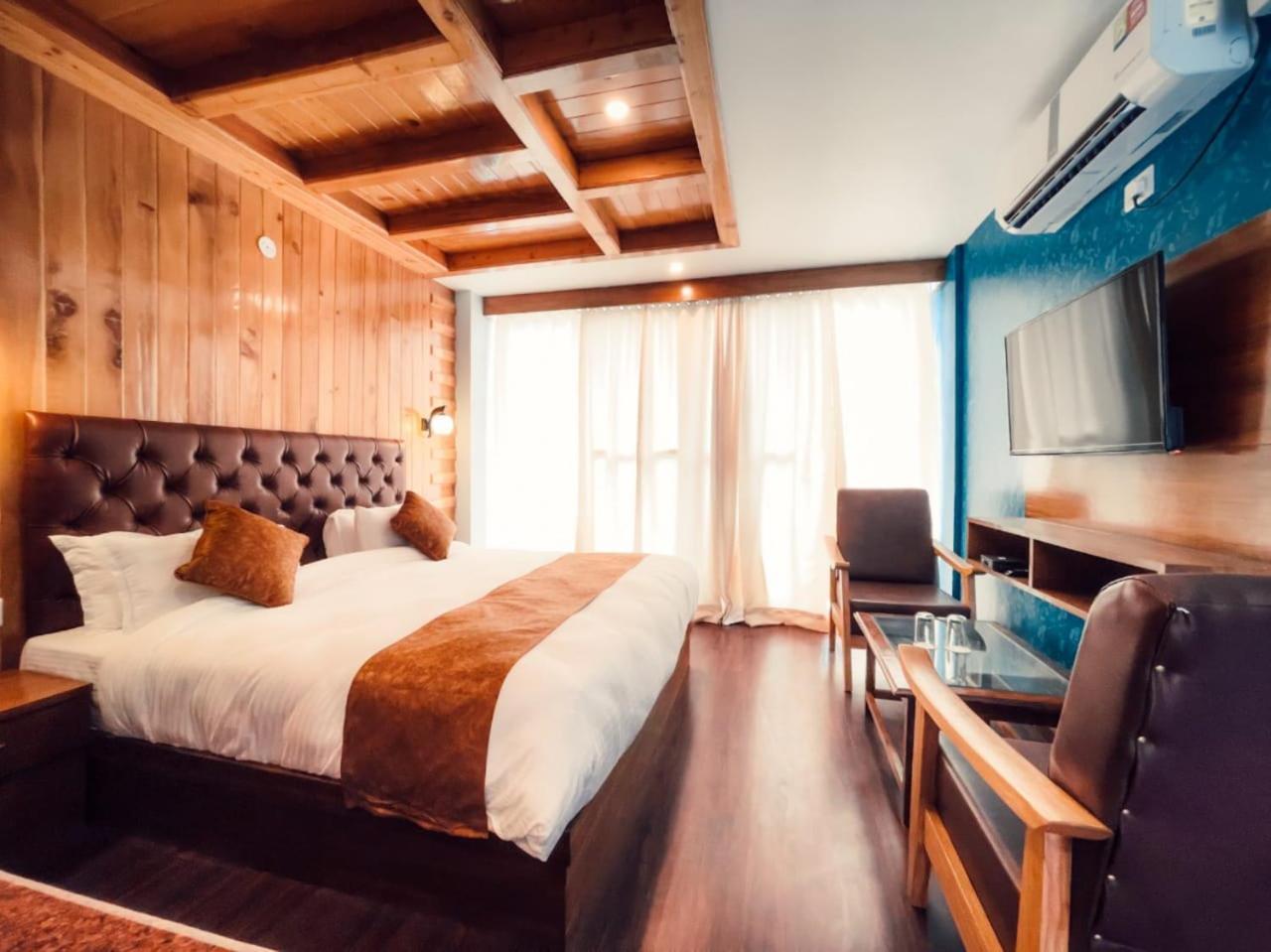 Vista Resort, Manali - ! Near Mall Road !! Hot & Cold Ac Rooms !! Best Selling !! Big Parking !! Luxury Collection !! Open Terrace !! Lift !! Playing Zone !! Property Of The Year ! Exterior photo