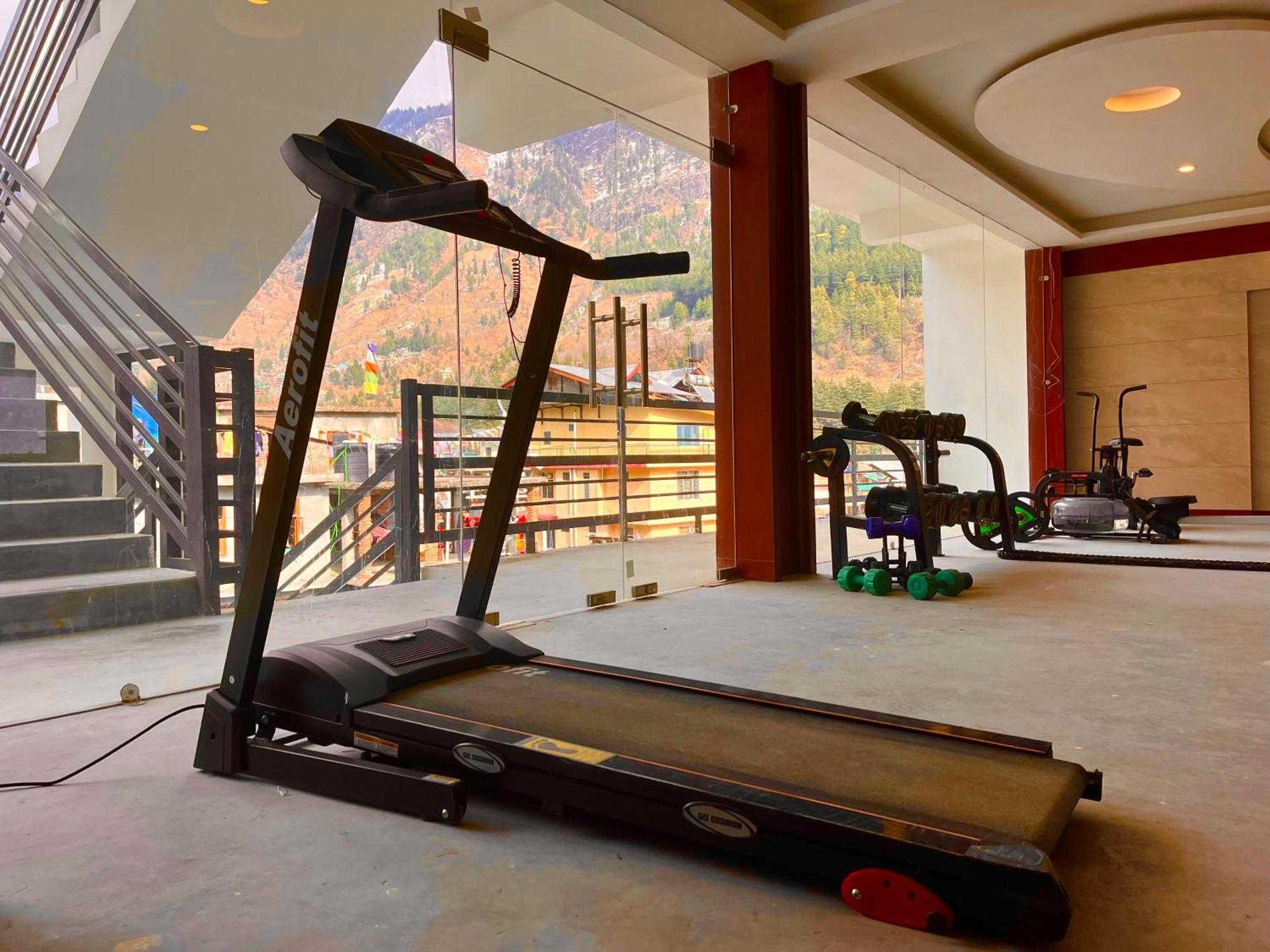 Vista Resort, Manali - ! Near Mall Road !! Hot & Cold Ac Rooms !! Best Selling !! Big Parking !! Luxury Collection !! Open Terrace !! Lift !! Playing Zone !! Property Of The Year ! Exterior photo